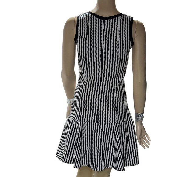 AQUA Women's Dress Black White Stripe Drop Waist Stretch Flounce Bottom Size M - Picture 2 of 12